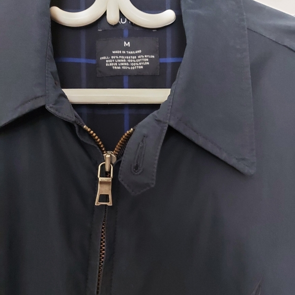 Authentic Nautica Men's Jacket. Size M. Regular fit. Mint condition. Microfiber. - Picture 2 of 6